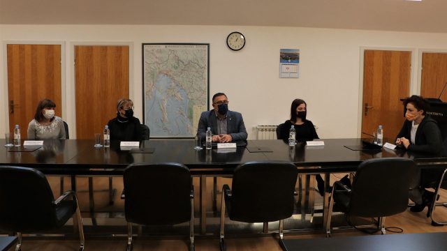 Potpisani prvi ugovori za provođenje edukacija u projektu “Stori po svoju”