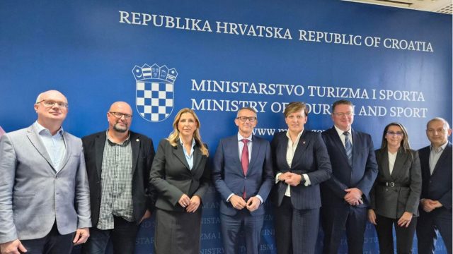 Radni sastanak u Ministarstvu turizma i sporta – prezentacija projekta „Hrvatska vinska kuća“